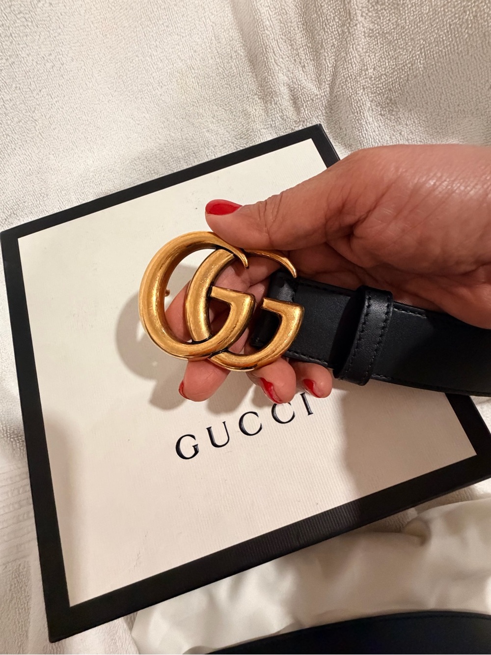 Gucci Thin Black Leather Belt with Distressed Gold Double G Buckle